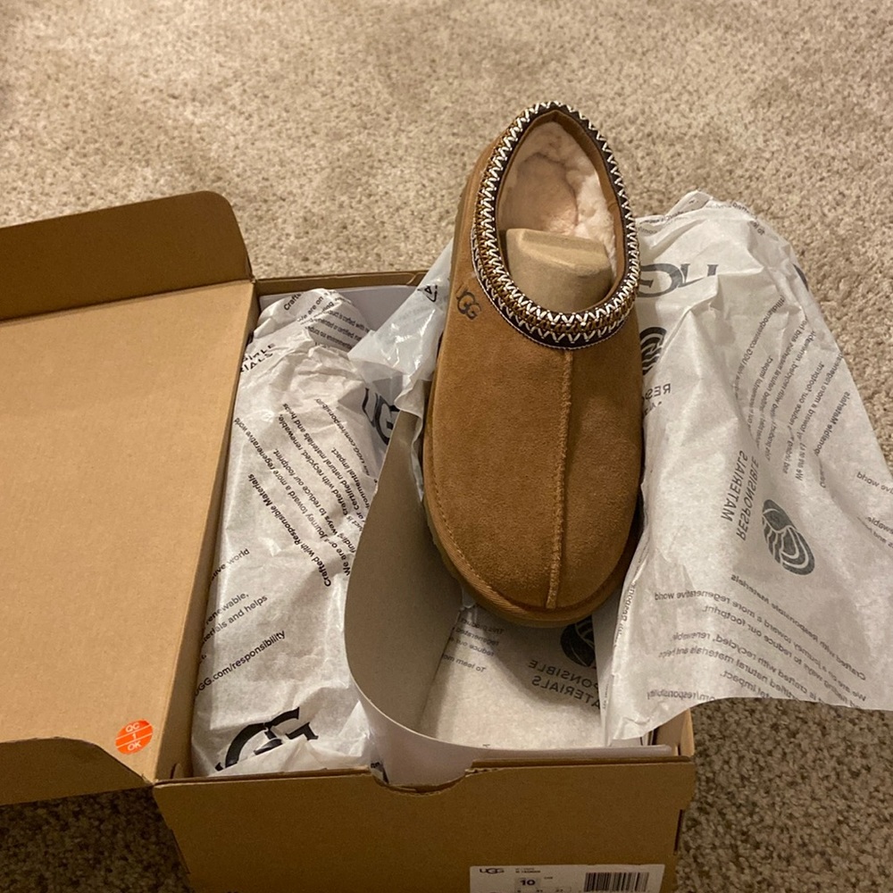 New UGG Tasman shoes